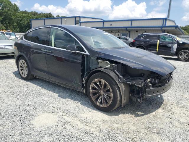 Photo 4 from auction – 2017 TESLA MODEL X with VIN 5YJXCBE25HF037876