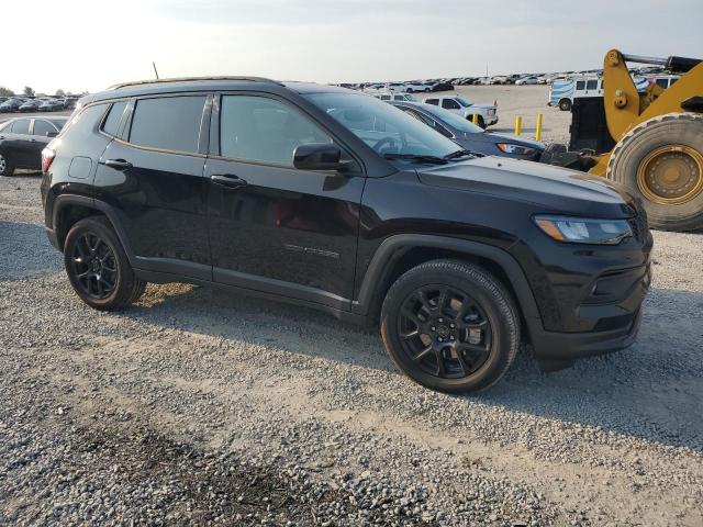 Photo 4 from auction – 2025 JEEP COMPASS LATITUDE with VIN 3C4NJDBNXST548094