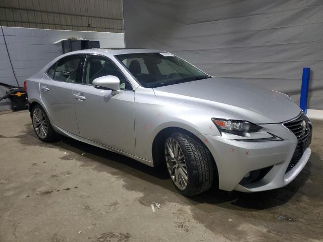 Photo 4 from auction – 2016 LEXUS IS 300 with VIN JTHCM1D27G5013102