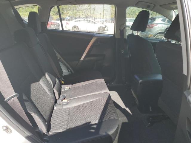 Photo 11 from auction – 2017 TOYOTA RAV4 LE with VIN JTMZFREV3HJ714970