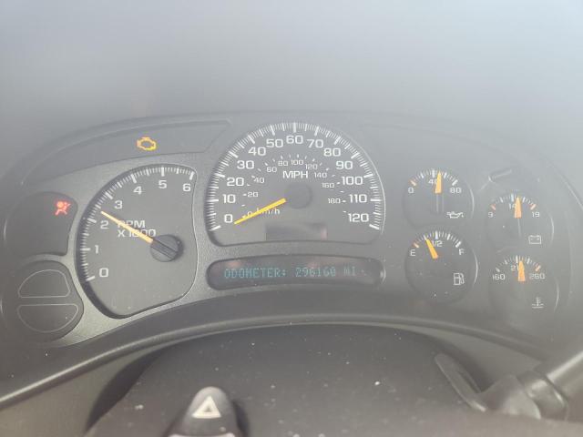 Photo 9 from auction – 2004 CHEVROLET SILVERADO with VIN 2GCEC19TX41297773