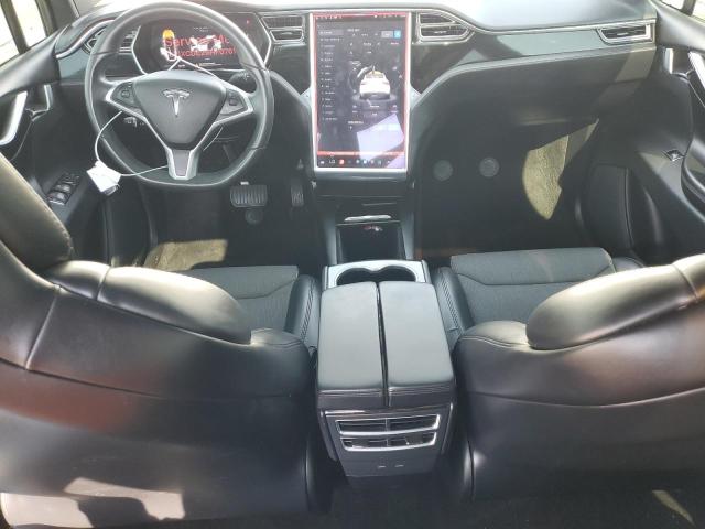 Photo 8 from auction – 2017 TESLA MODEL X with VIN 5YJXCDE29HF076188