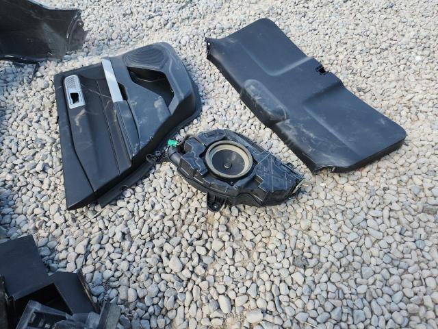 Photo 13 from auction – 2022 FORD EXPLORER L with VIN 1FMSK8FH0NGA96947