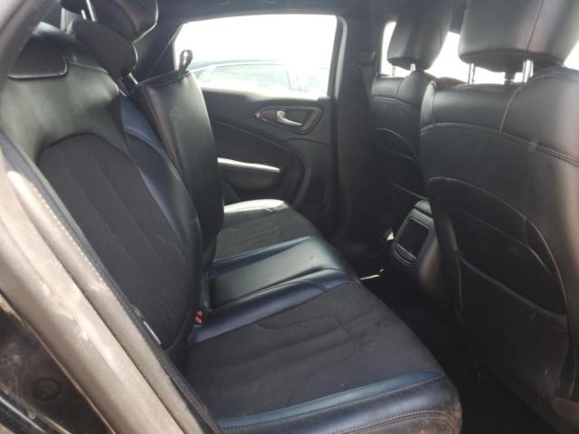 Photo 10 from auction – 2015 CHRYSLER 200 S with VIN 1C3CCCDG1FN690807