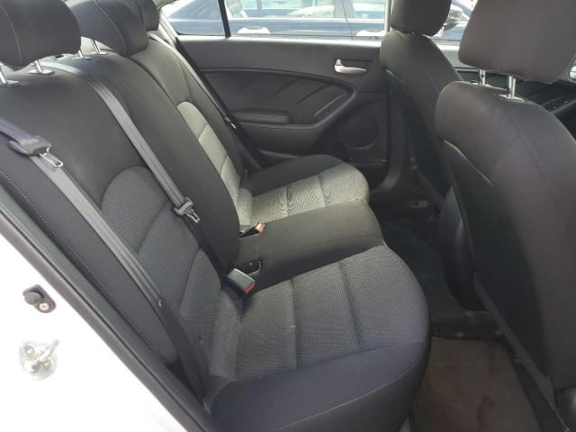 Photo 10 from auction – 2017 KIA FORTE LX with VIN 3KPFK4A76HE083430