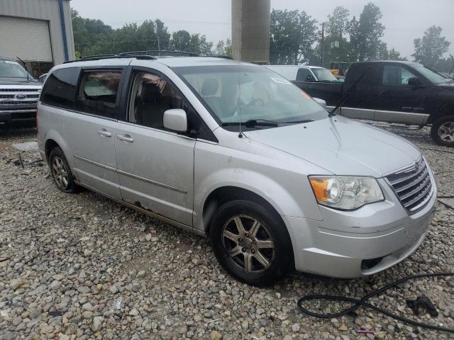 Photo 4 from auction – 2009 CHRYSLER TOWN & COU with VIN 2A8HR54119R567922