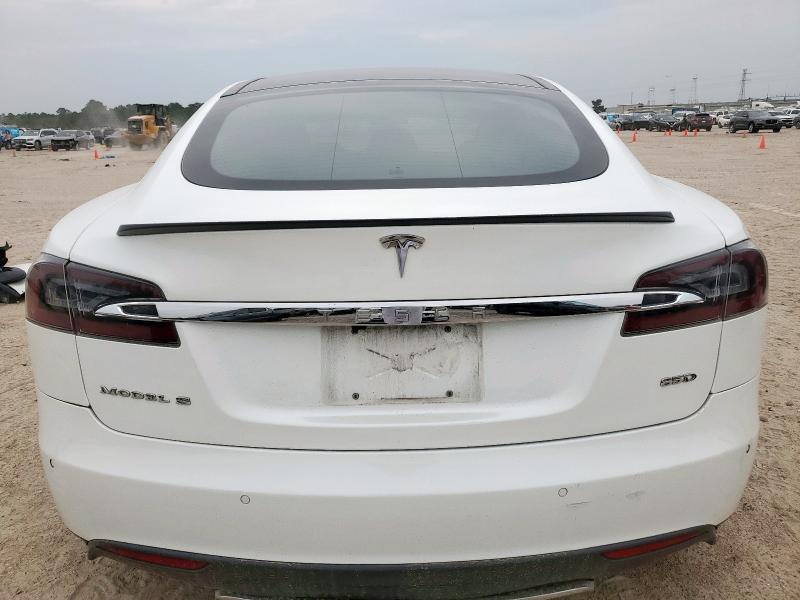 Photo 6 from auction – 2015 TESLA MODEL S with VIN 5YJSA1E28FF103618