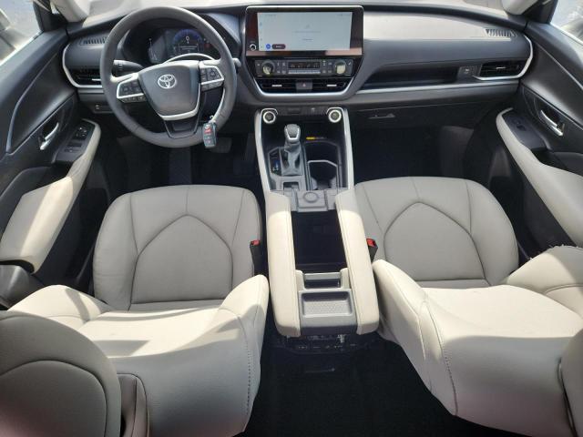 Photo 8 from auction – 2025 TOYOTA GRAND HIGH with VIN 5TDAAAA59SS027490