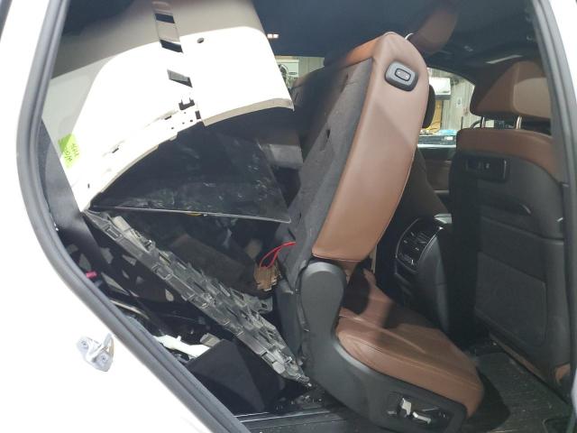 Photo 11 from auction – 2021 BMW X7 M50I with VIN 5UXCX6C00M9F17552