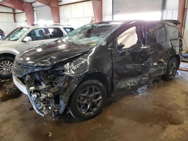 CHRYSLER PACIFICA T 2018 with VIN 2C4RC1FG8JR306041 - Photo from auction
