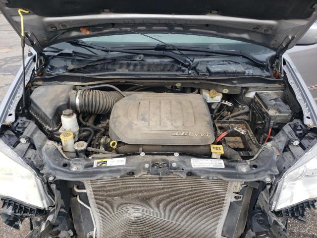 Photo 12 from auction – 2013 CHRYSLER TOWN & COU with VIN 2C4RC1BGXDR661237