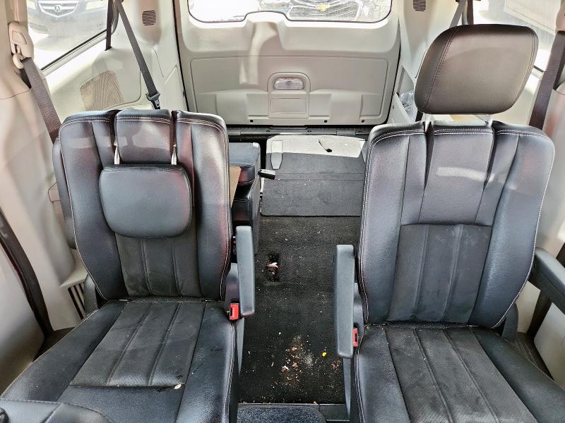 Foto 10 de la subasta – 2019 DODGE GRAND CARA con VIN 2C4RDGCG2KR765832