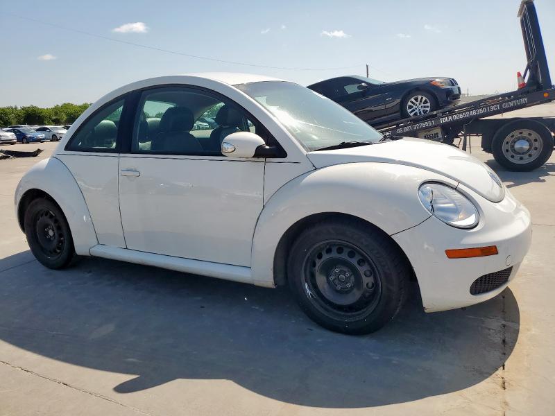Photo 4 from auction – 2010 VOLKSWAGEN NEW BEETLE with VIN 3VWPG3AGXAM010554