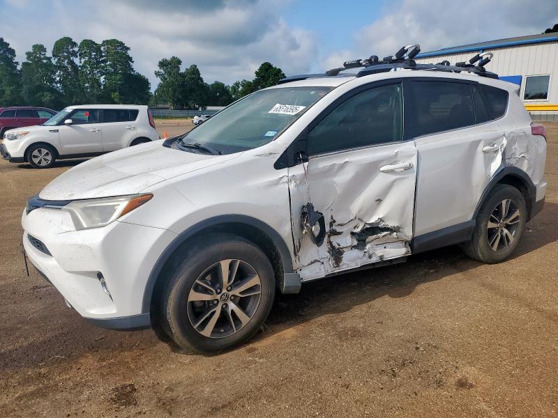 TOYOTA RAV4 XLE 2017 with VIN 2T3WFREV7HW376929 - Photo from auction