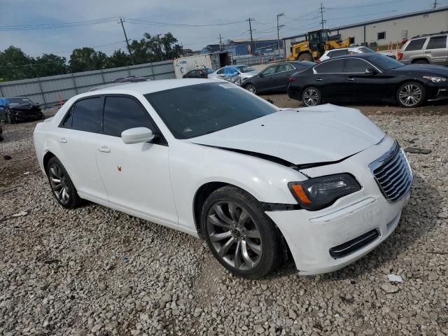 Photo 4 from auction – 2014 CHRYSLER 300 S with VIN 2C3CCABGXEH365412