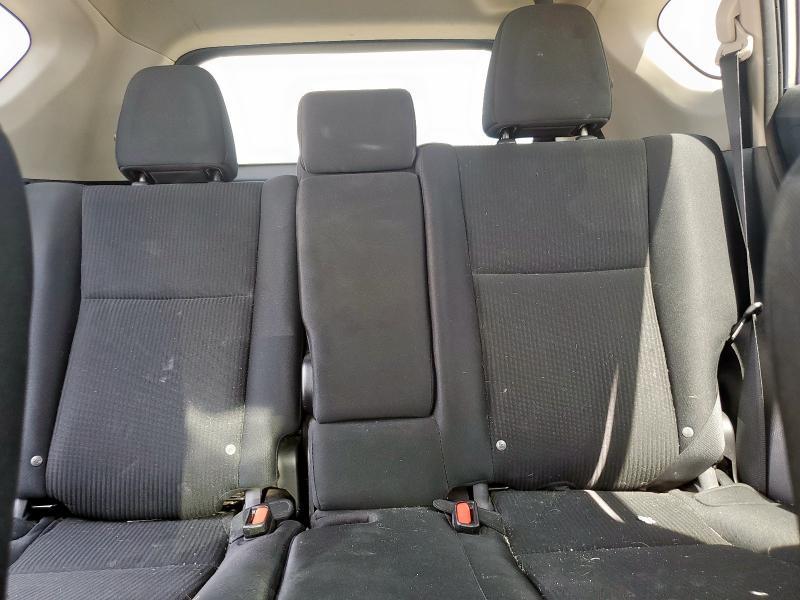 Photo 10 from auction – 2017 TOYOTA RAV4 LE with VIN 2T3ZFREV7HW373395