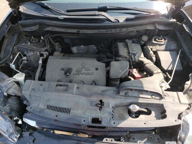 Photo 12 from auction – 2015 MITSUBISHI OUTLANDER with VIN JA4AZ3A31FZ004884