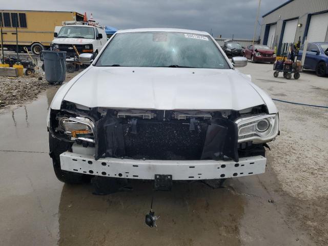 Photo 5 from auction – 2018 CHRYSLER 300 LIMITE with VIN 2C3CCAEG9JH222585