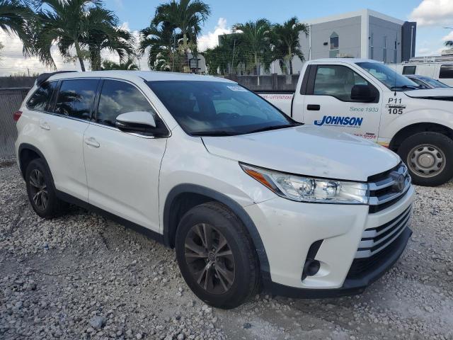 Photo 4 from auction – 2019 TOYOTA HIGHLANDER with VIN 5TDZARFH5KS050348