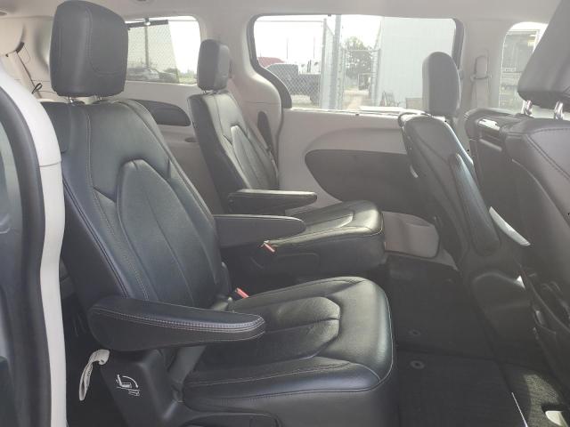 Photo 11 from auction – 2017 CHRYSLER PACIFICA T with VIN 2C4RC1EG6HR721175