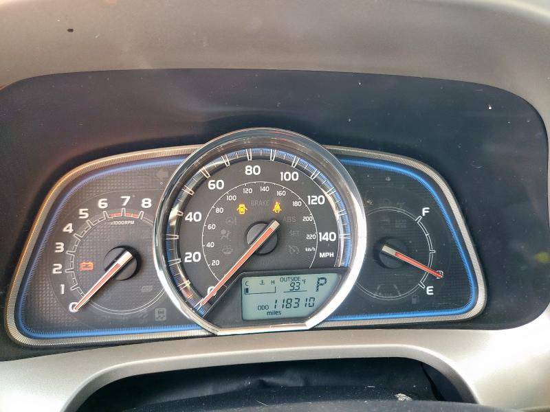 Photo 9 from auction – 2015 TOYOTA RAV4 LIMITED with VIN 2T3DFREV0FW320836