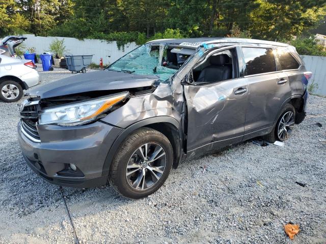 TOYOTA HIGHLANDER 2016 with VIN 5TDJKRFHXGS336181 - Photo from auction