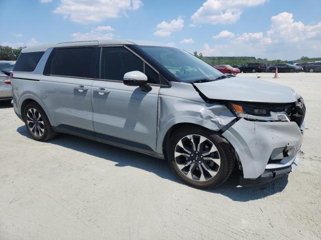Foto 4 de la subasta – 2022 KIA CARNIVAL E con VIN KNDNC5H35N6100835