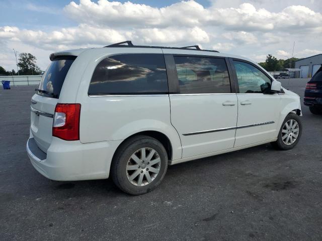 Photo 3 from auction – 2013 CHRYSLER TOWN & COU with VIN 2C4RC1BG0DR705715