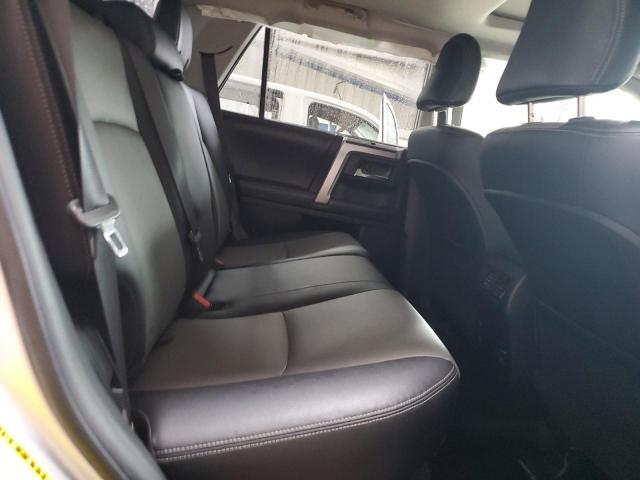 Photo 11 from auction – 2015 TOYOTA 4RUNNER SR with VIN JTEBU5JR7F5265352