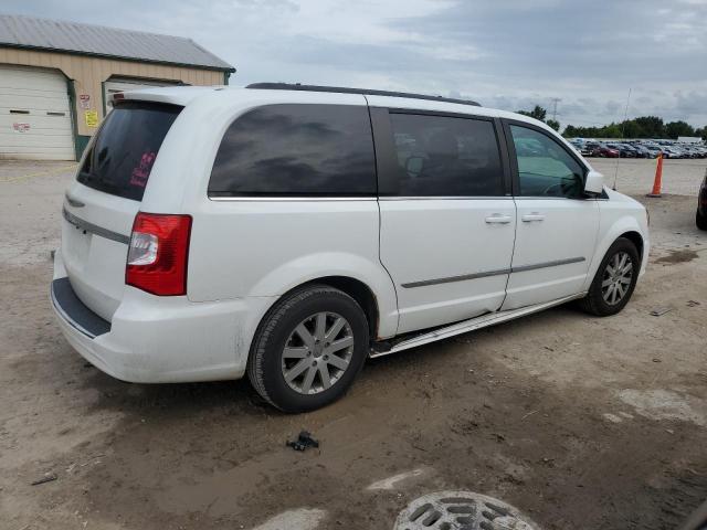Photo 3 from auction – 2014 CHRYSLER TOWN & COU with VIN 2C4RC1BG3ER295025
