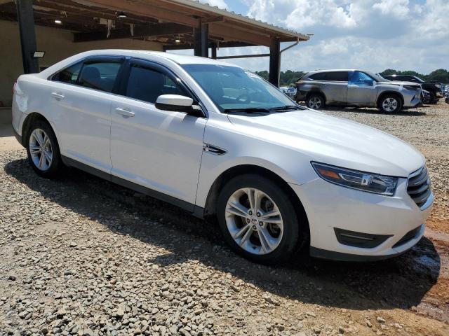 Photo 4 from auction – 2018 FORD TAURUS SEL with VIN 1FAHP2E80JG132098