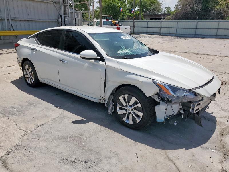 Photo 4 from auction – 2020 NISSAN ALTIMA S with VIN 1N4BL4BVXLC210016