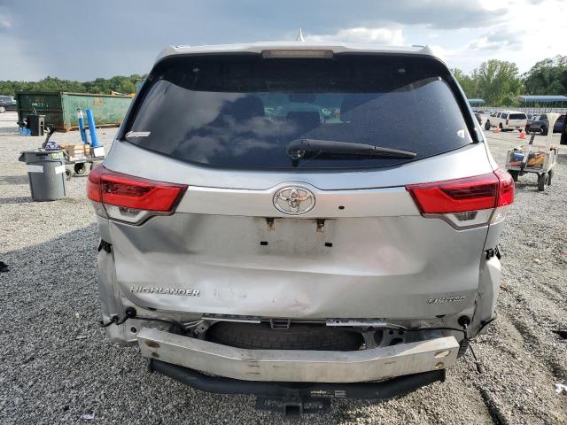 Photo 6 from auction – 2017 TOYOTA HIGHLANDER with VIN 5TDYZRFH6HS227339
