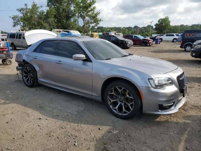 Photo 4 from auction – 2018 CHRYSLER 300 S with VIN 2C3CCABG8JH266811