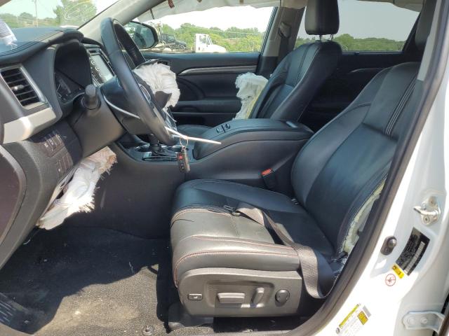 Photo 7 from auction – 2019 TOYOTA HIGHLANDER with VIN 5TDJZRFH4KS566044