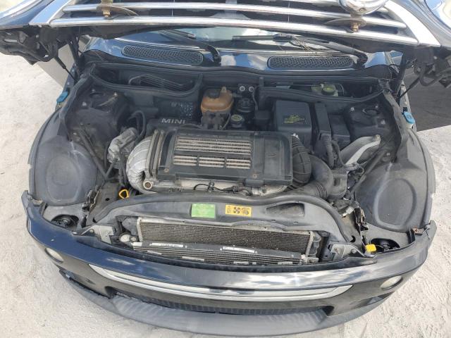 Photo 11 from auction – 2005 MINI COOPER S with VIN WMWRH33425TF83094
