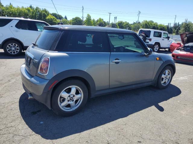 Photo 3 from auction – 2010 MINI COOPER with VIN WMWMF3C55ATZ21443