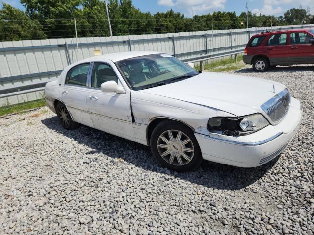 Photo 4 from auction – 2011 LINCOLN TOWN CAR S with VIN 2LNBL8CV6BX751559