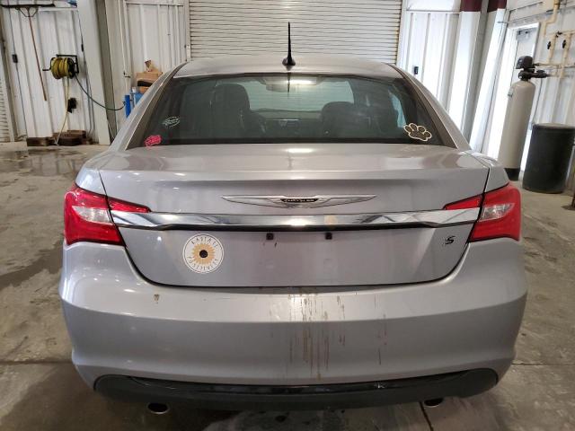 Photo 6 from auction – 2013 CHRYSLER 200 TOURIN with VIN 1C3CCBBGXDN717027