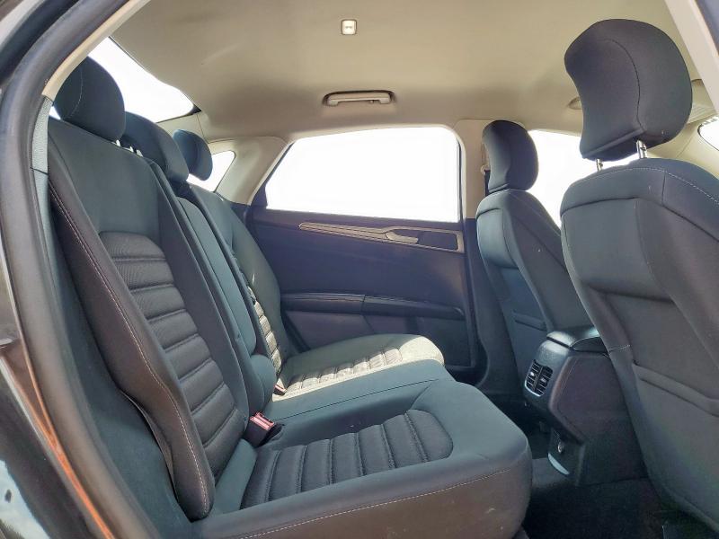 Photo 10 from auction – 2019 FORD FUSION SE with VIN 3FA6P0HD8KR132574