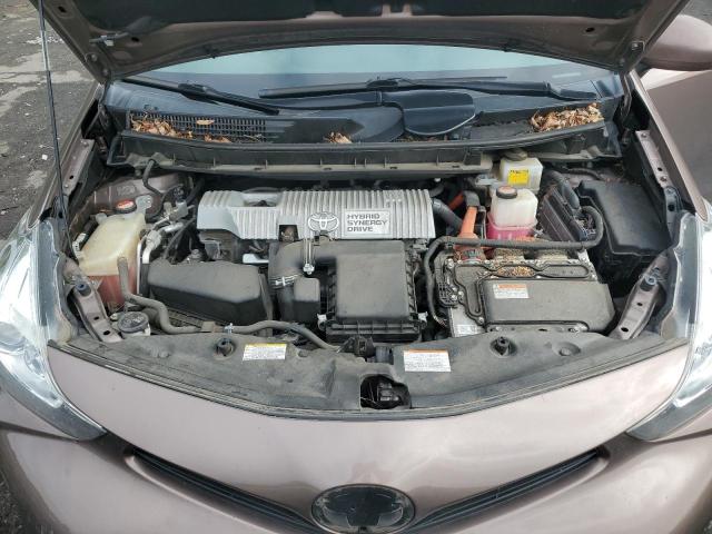 Photo 11 from auction – 2015 TOYOTA PRIUS V with VIN JTDZN3EU6FJ040186