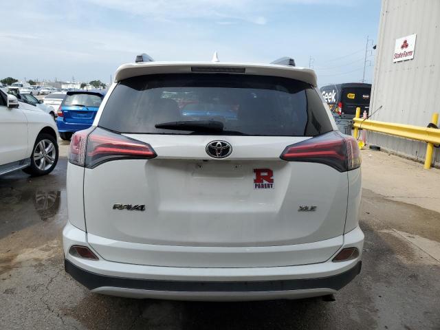 Photo 6 from auction – 2017 TOYOTA RAV4 XLE with VIN JTMWFREV0HD102825