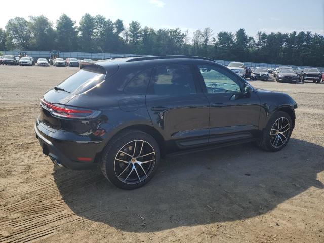 Photo 3 from auction – 2023 PORSCHE MACAN BASE with VIN WP1AA2A5XPLB10231