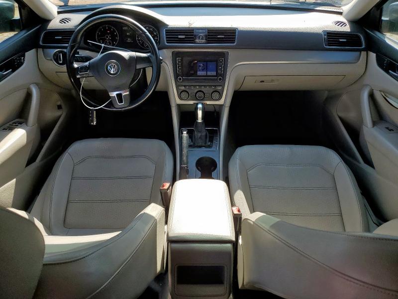 Photo 8 from auction – 2015 VOLKSWAGEN PASSAT S with VIN 1VWAS7A30FC099228