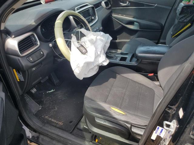 Photo 7 from auction – 2016 KIA SORENTO LX with VIN 5XYPGDA30GG167991
