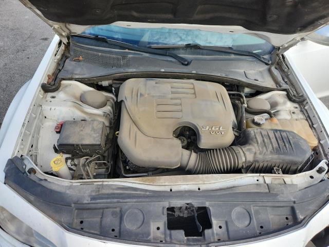 Photo 11 from auction – 2014 CHRYSLER 300C with VIN 2C3CCAEG2EH175602
