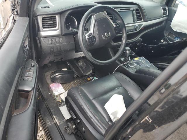 Photo 8 from auction – 2019 TOYOTA HIGHLANDER with VIN 5TDKZRFH4KS564881