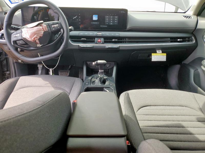 Zdjęcie 8 z aukcji – 2025 KIA K4 EX z VIN 3KPFU4DEXSE051186
