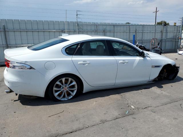 Photo 3 from auction – 2018 JAGUAR XF PREMIUM with VIN SAJBJ4FX1JCY57480