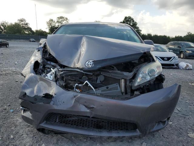 Photo 5 from auction – 2011 TOYOTA SIENNA XLE with VIN 5TDYK3DC4BS064884